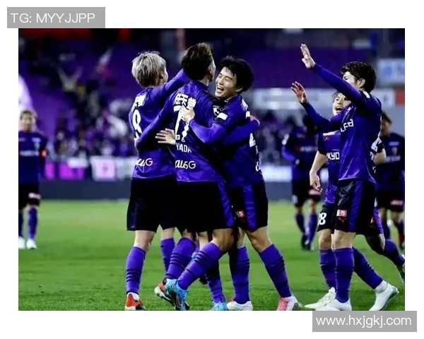 日乙联赛焦点战福冈黄蜂主场迎战横滨挑战赛况分析